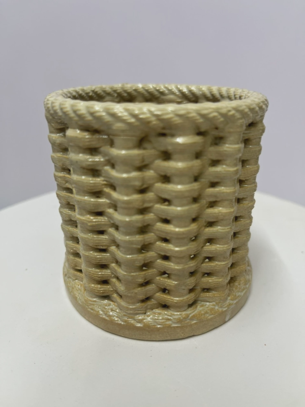 Giỏ gốm đựng bút